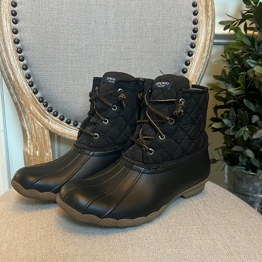 Sperry Duck boots 🦆